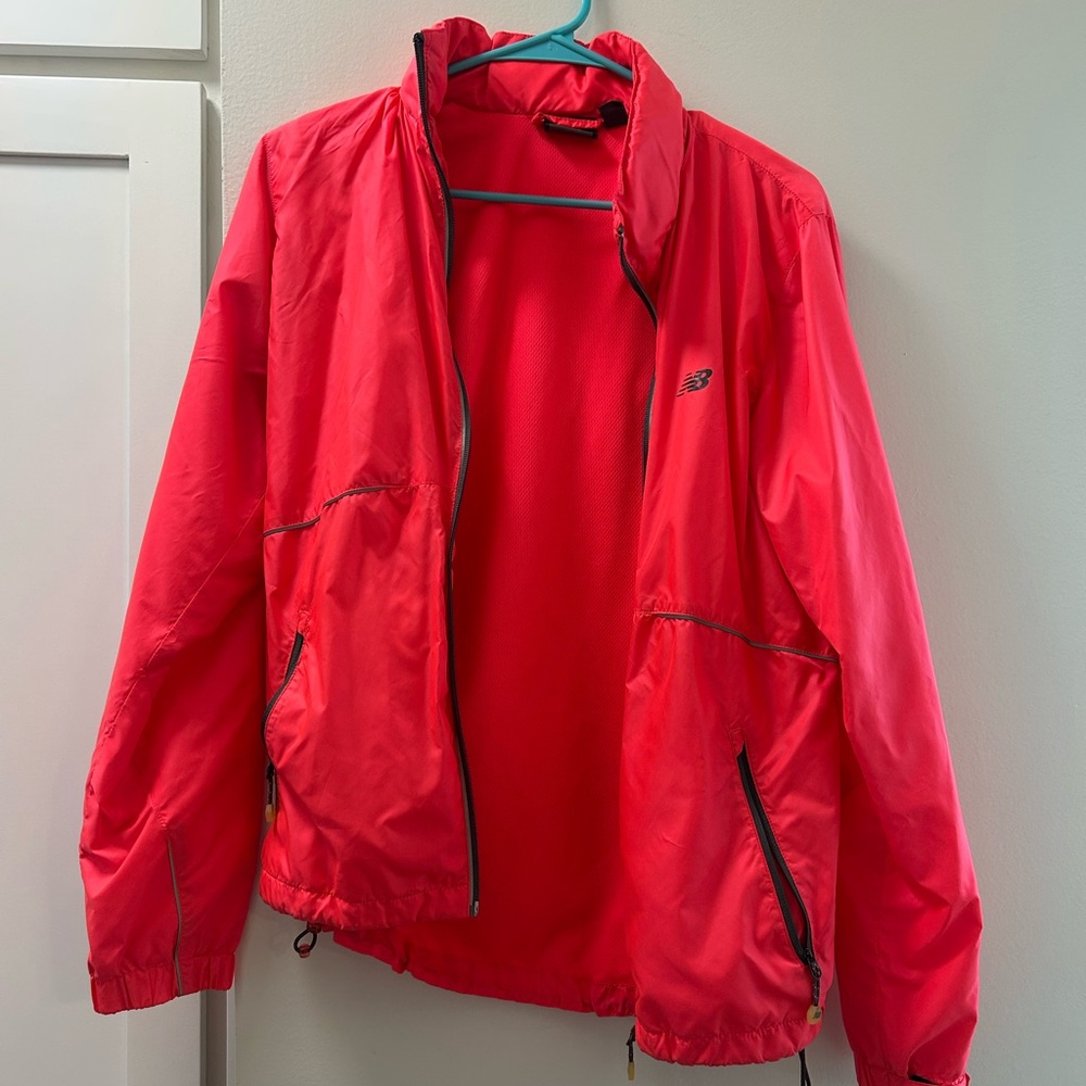 New Balance Womens Vibrant Pink Windbreaker